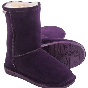 Bearpaw  purple Emma short suede boots size 8